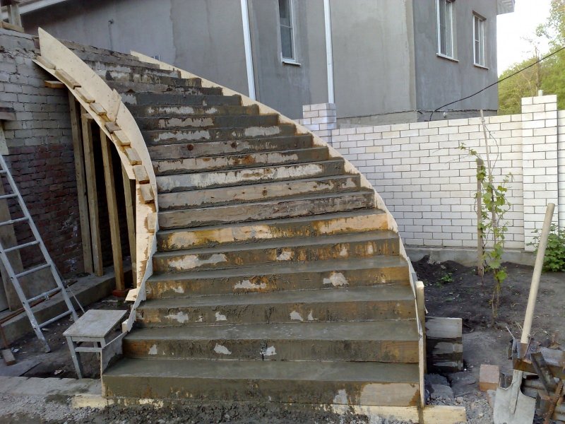 Бетонные лестницы в Краснознаменске